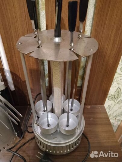 Электрическая шашлычница