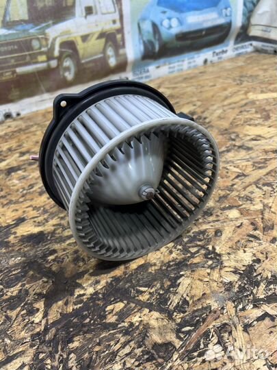 Моторчик печки оригинал Мазда CX7