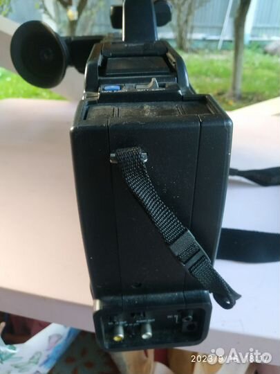 Видеокамера panasonic m3000