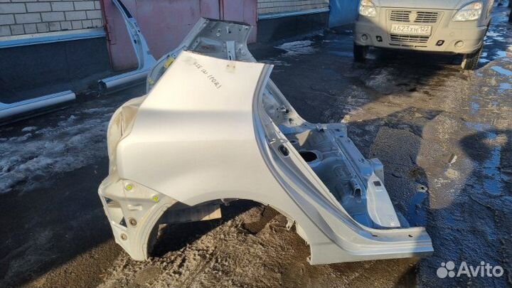 Крыло заднее правое Toyota Corolla Runx NZE121