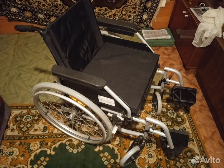 Коляска инвалидная