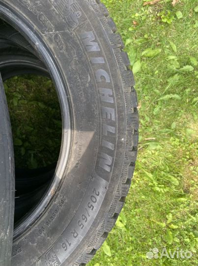 Michelin X-Ice North 4 205/65 R16