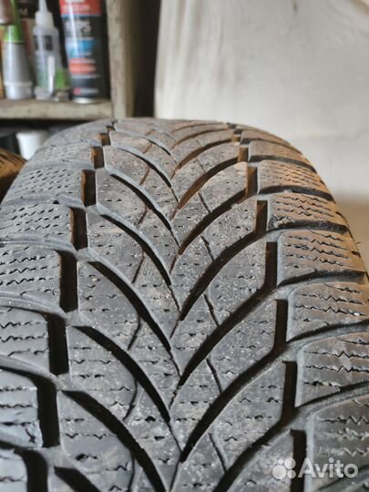 Goodyear UltraGrip Ice 2 205/55 R16