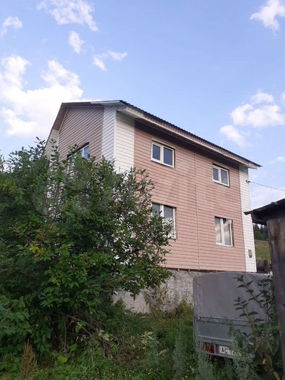 Дом 64 м² на участке 8,5 сот.