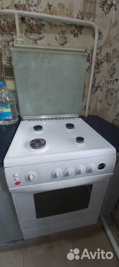 Продам газовую плиту