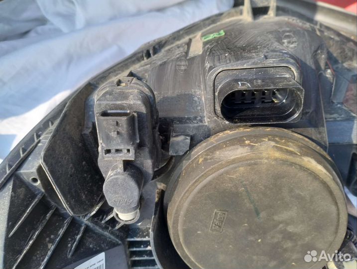 Фара галоген Ford Ecosport 1 14 передняя правая