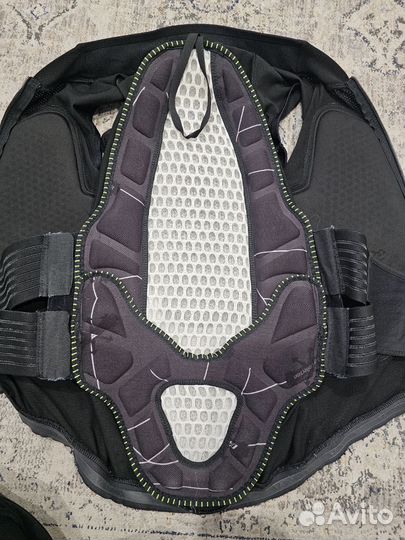 Защита спины сноуборд Dainese Action Vest Pro