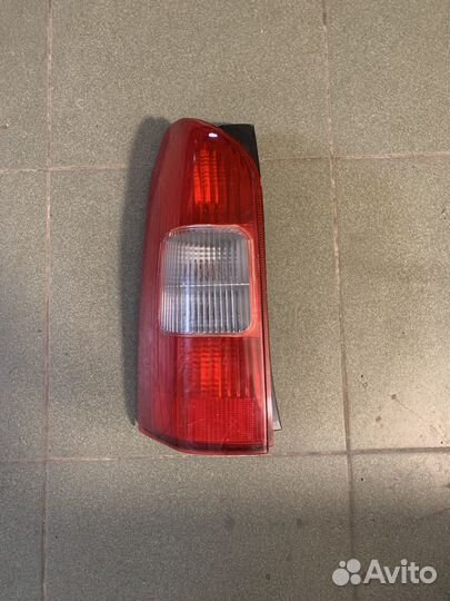 Стоп сигнал от Toyota probox