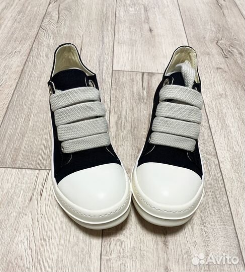 Кеды Rick Owens Ramones jumbo low на руках