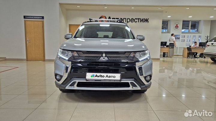 Mitsubishi Outlander 2.0 CVT, 2021, 27 000 км