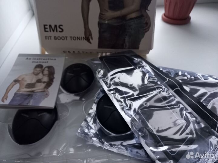 Массажёр миостимулятор для мышц пресса, рук и ног