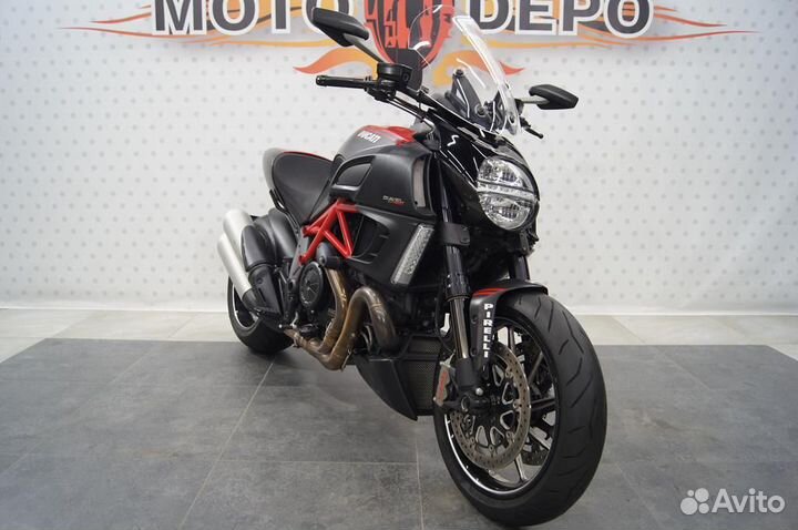 Ducati Diavel Carbon 043938