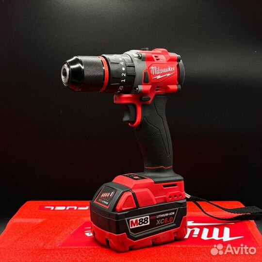 Шуруповерт milwaukee m18 безщеточный