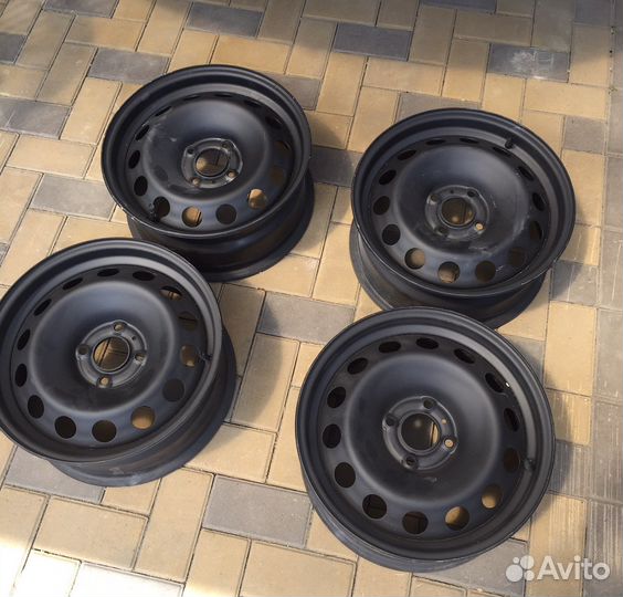 Штампованные диски R16