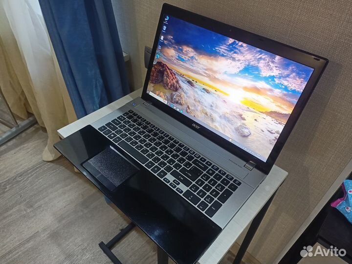 Acer 17.3/Intel i7/8gb