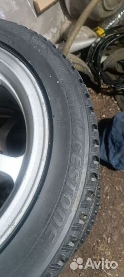 Bridgestone Blizzak Spike-01 185/55 R15 82T