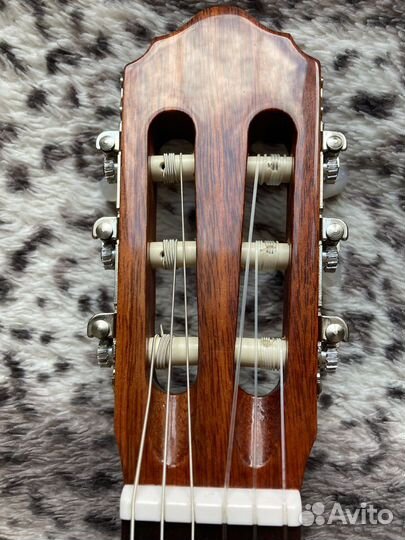 Классическая гитара Cort AC100 SG