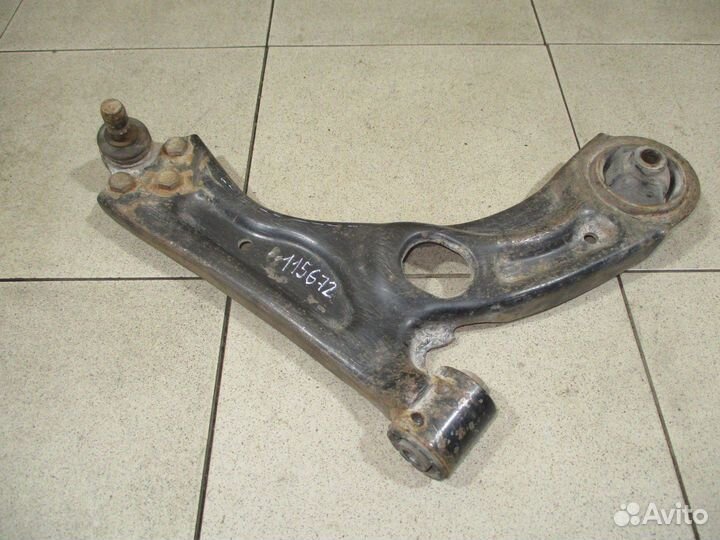 Рычаг передний правый Chevrolet Cobalt 2