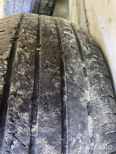 Michelin Latitude Tour HP 235/65 R17