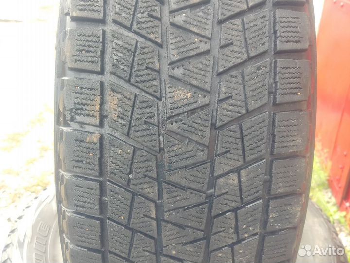 Bridgestone Blizzak DM-V1 275/60 R18