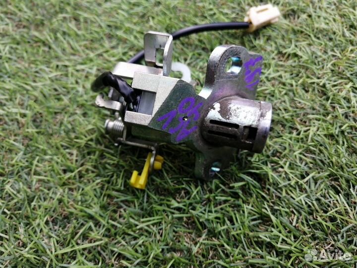 Замок багажника Toyota Camry ACV40-aeank 2azfe