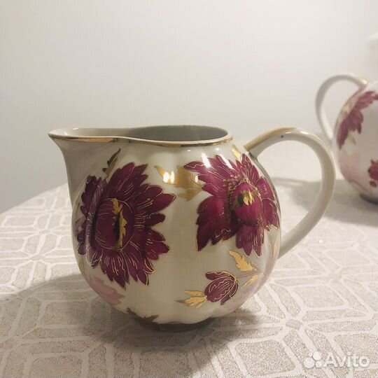 Молочник от чайного сервиза Тюльпаны Дулево