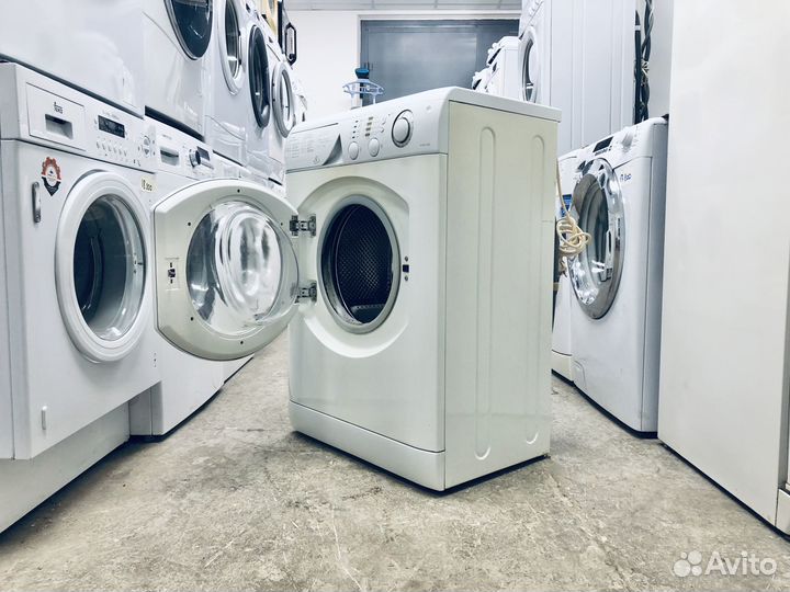 Стиральная машина Ariston