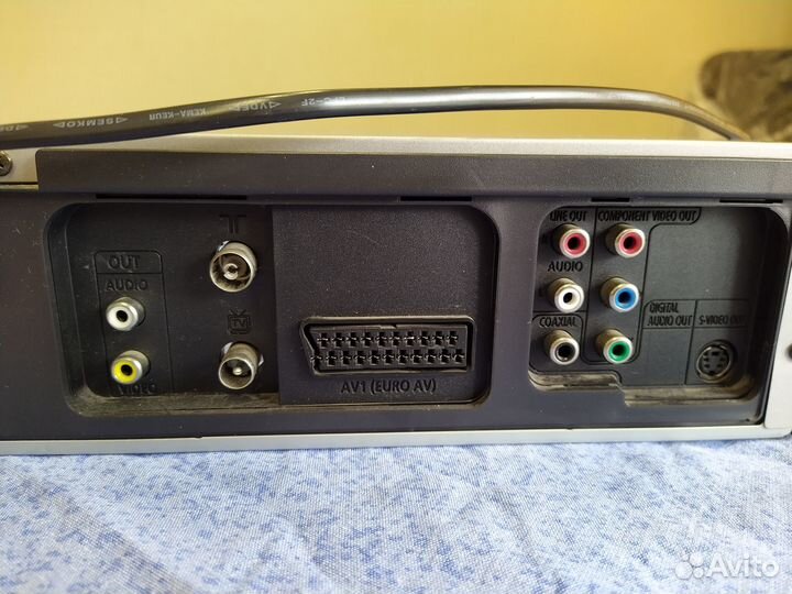 DVD/VHS-Плеер Samsung DVD V-5500 (Видеодвойка)