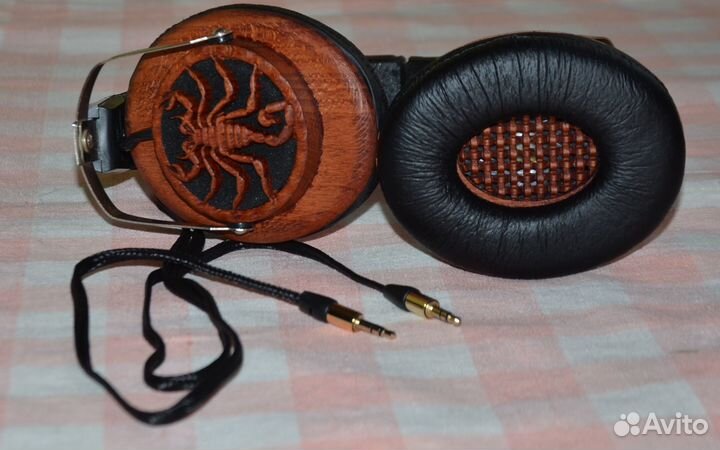 Наушники 