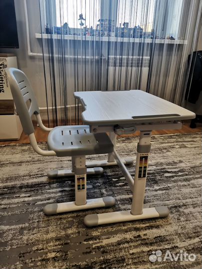 Растущая парта Fundesk