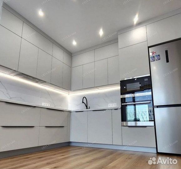 Кухонный гарнитур новый от фабрики