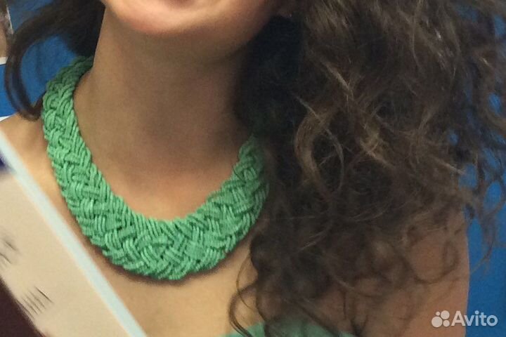 Колье из бисера