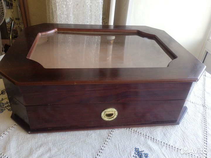 Ларец для столовых приборов