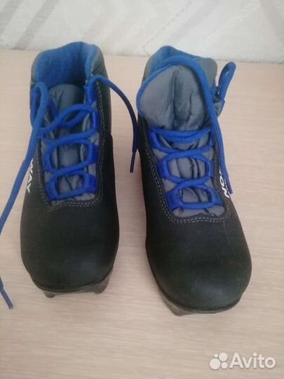 Лыжные ботинки детские 32