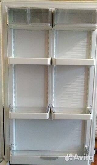 Полки балконы на дверцу холодильника Атлант