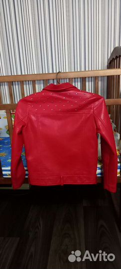Кожаная куртка для девочки