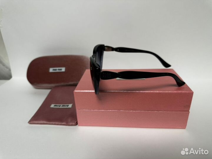 Очки женские MIU MIU