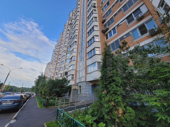 1-к. квартира, 37 м², 10/17 эт.