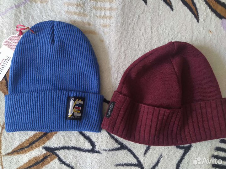 Шапки новые 54 размер