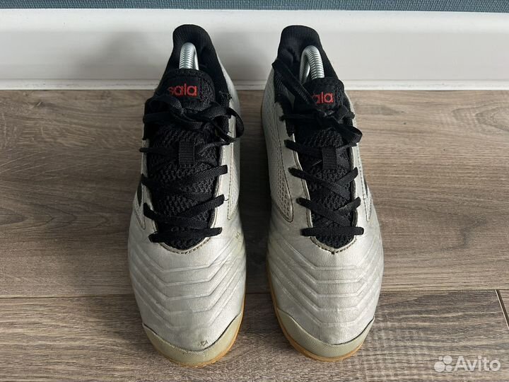 Футзалки adidas 41 р predator