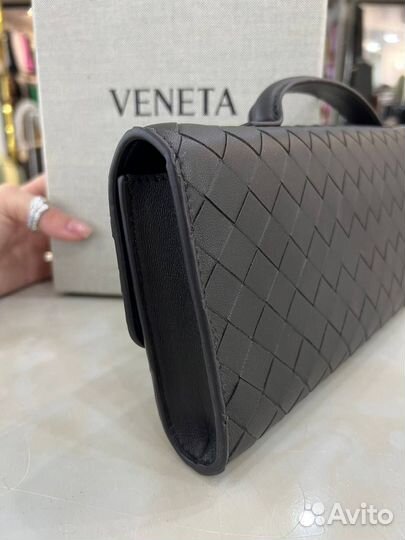 Клатч Bottega Veneta Andiamo Clutch