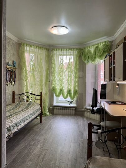 4-к. квартира, 122,8 м², 3/7 эт.