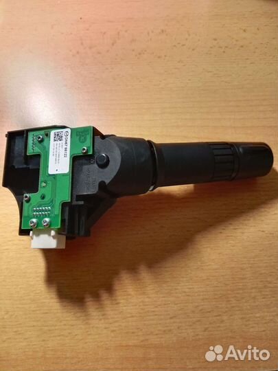 Подрулевой переключатель на Mazda 2 DE