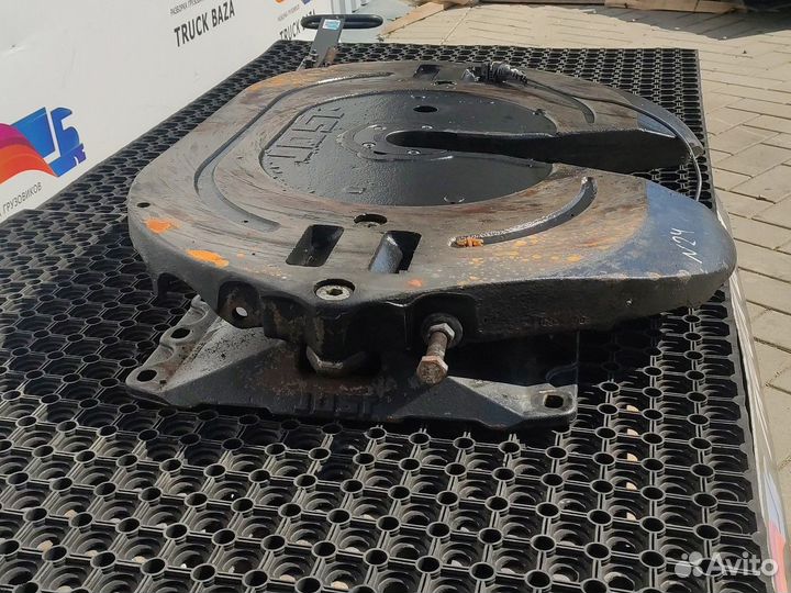 Седло jost 135mm Man TGX