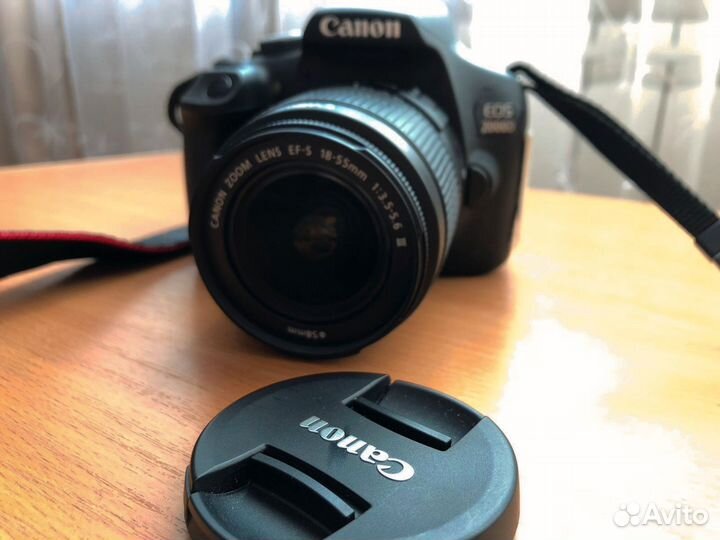 Фотоаппарат Canon EOS 2000D