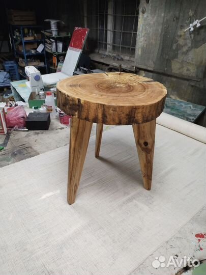 Столик лофт ясень