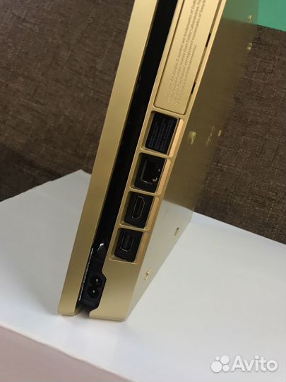 Игровая приставка ps4 slim 500