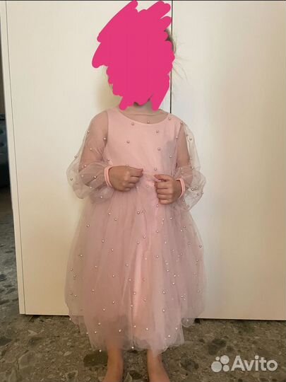 Нарядное платье sela