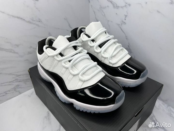Nike Air Jordan 11 Low