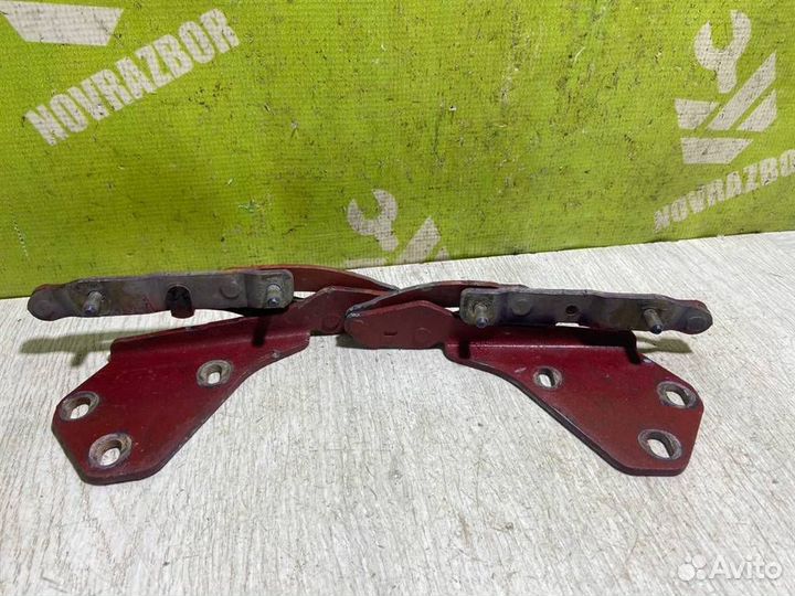 Петля капота Рено Лагуна 94-99